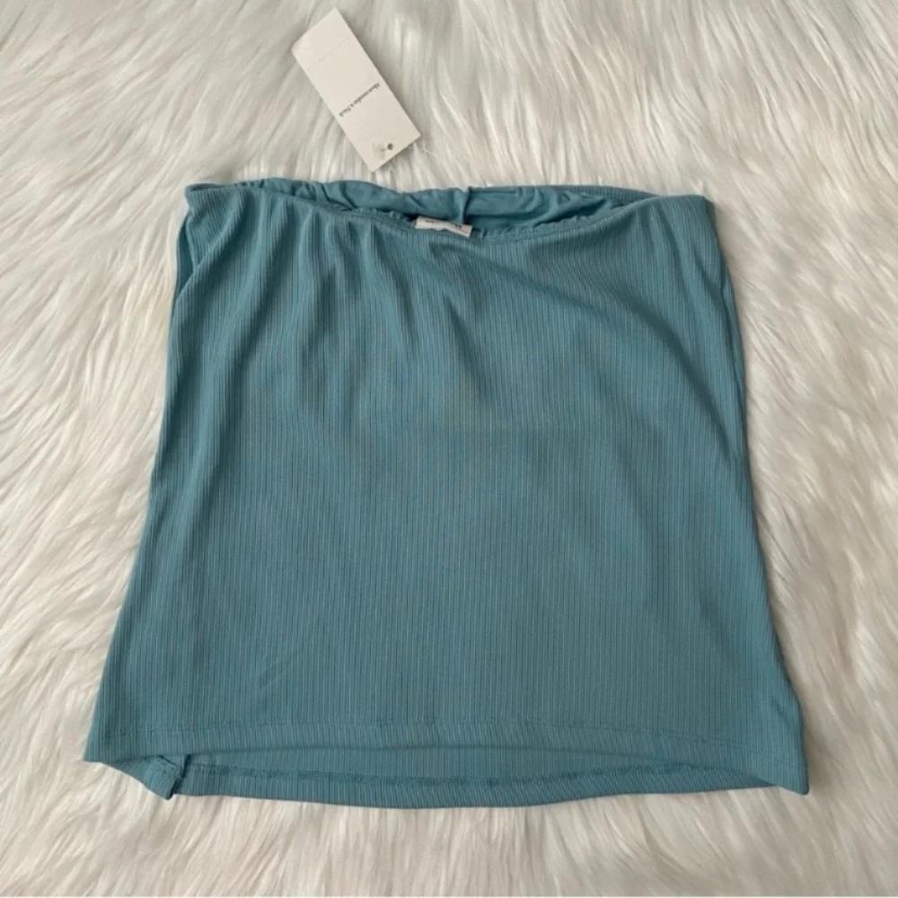 side button tube top - Picture 10 of 10